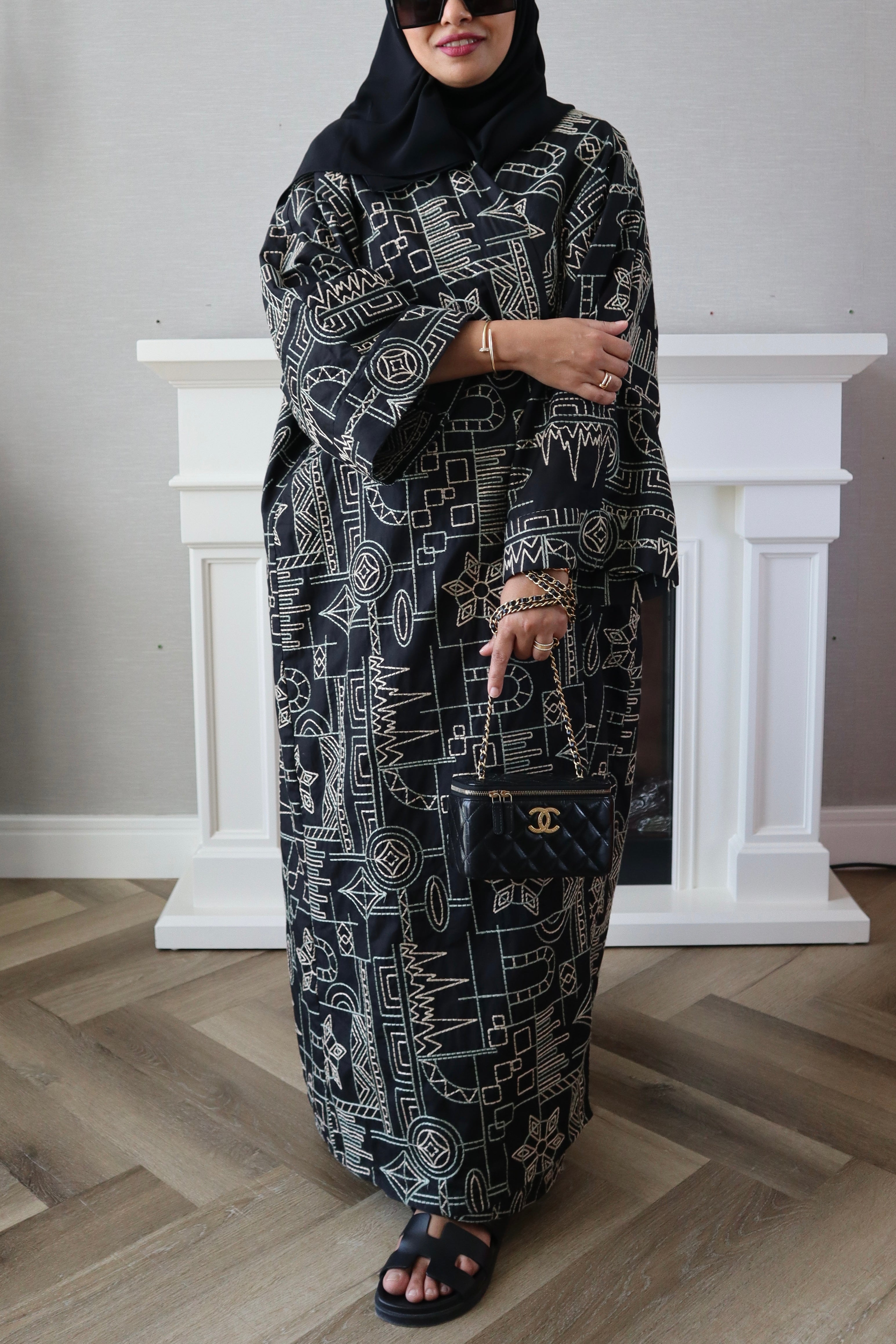 Customized Riyadh Abaya - Black