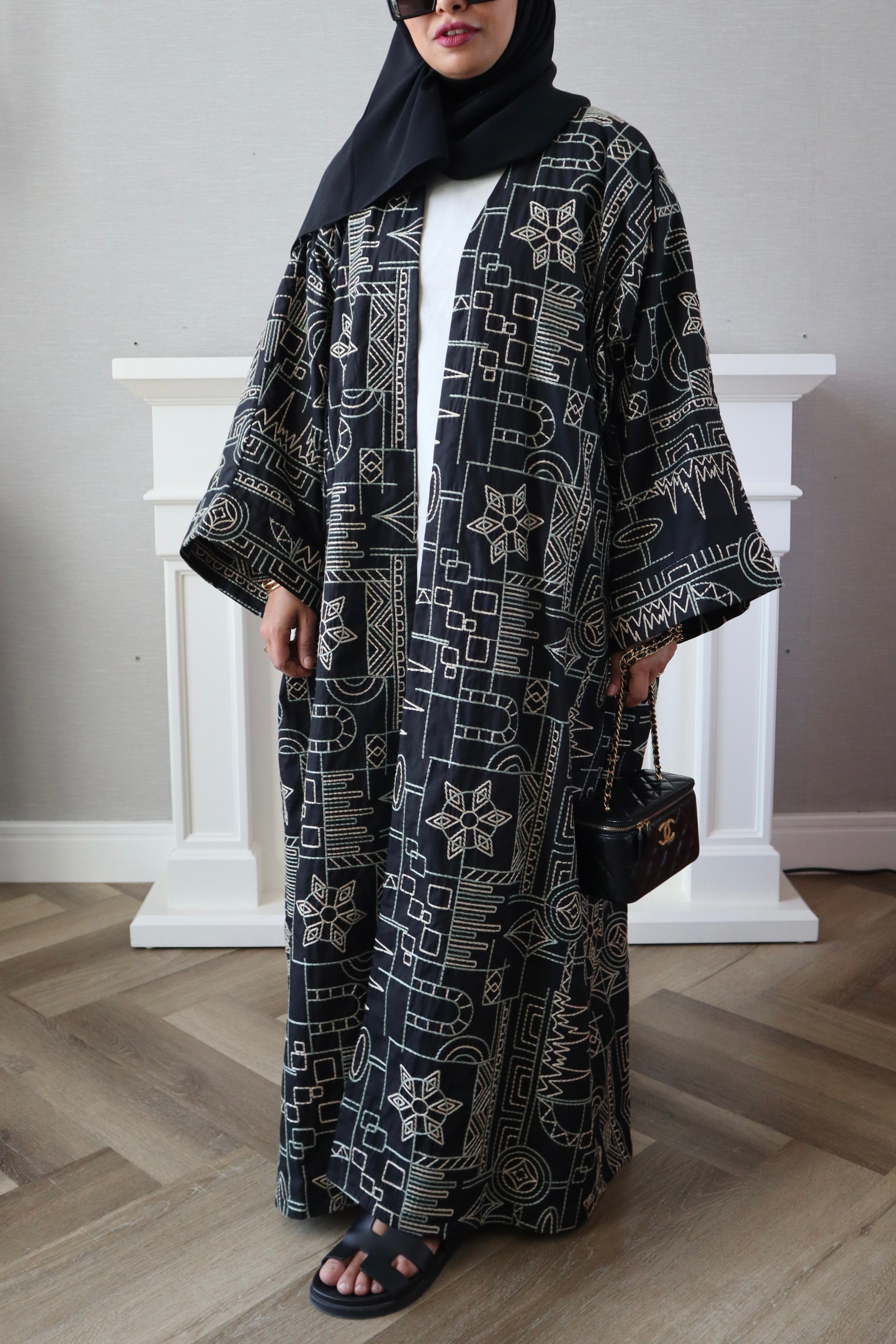Customized Riyadh Abaya - Black