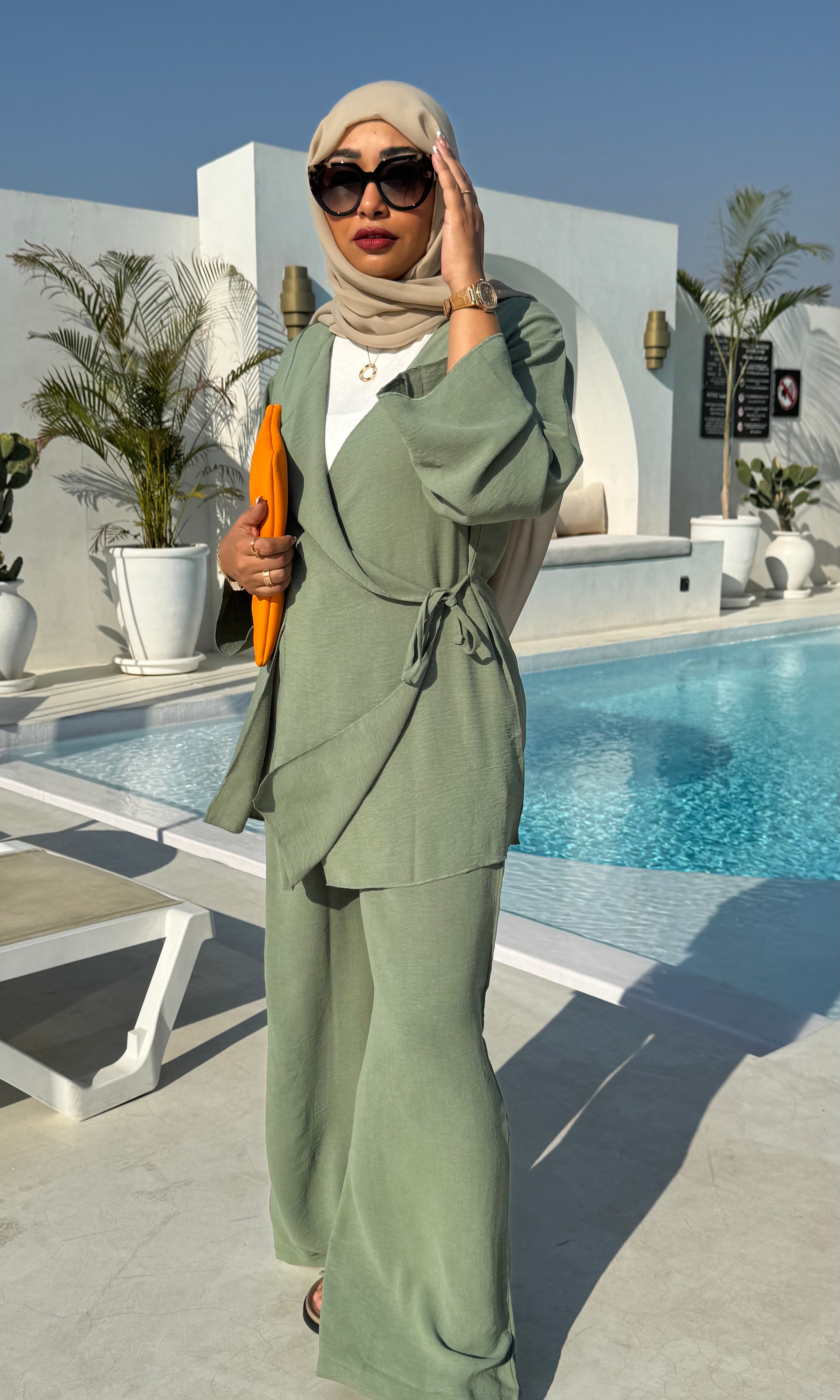 Saadiyat Suit