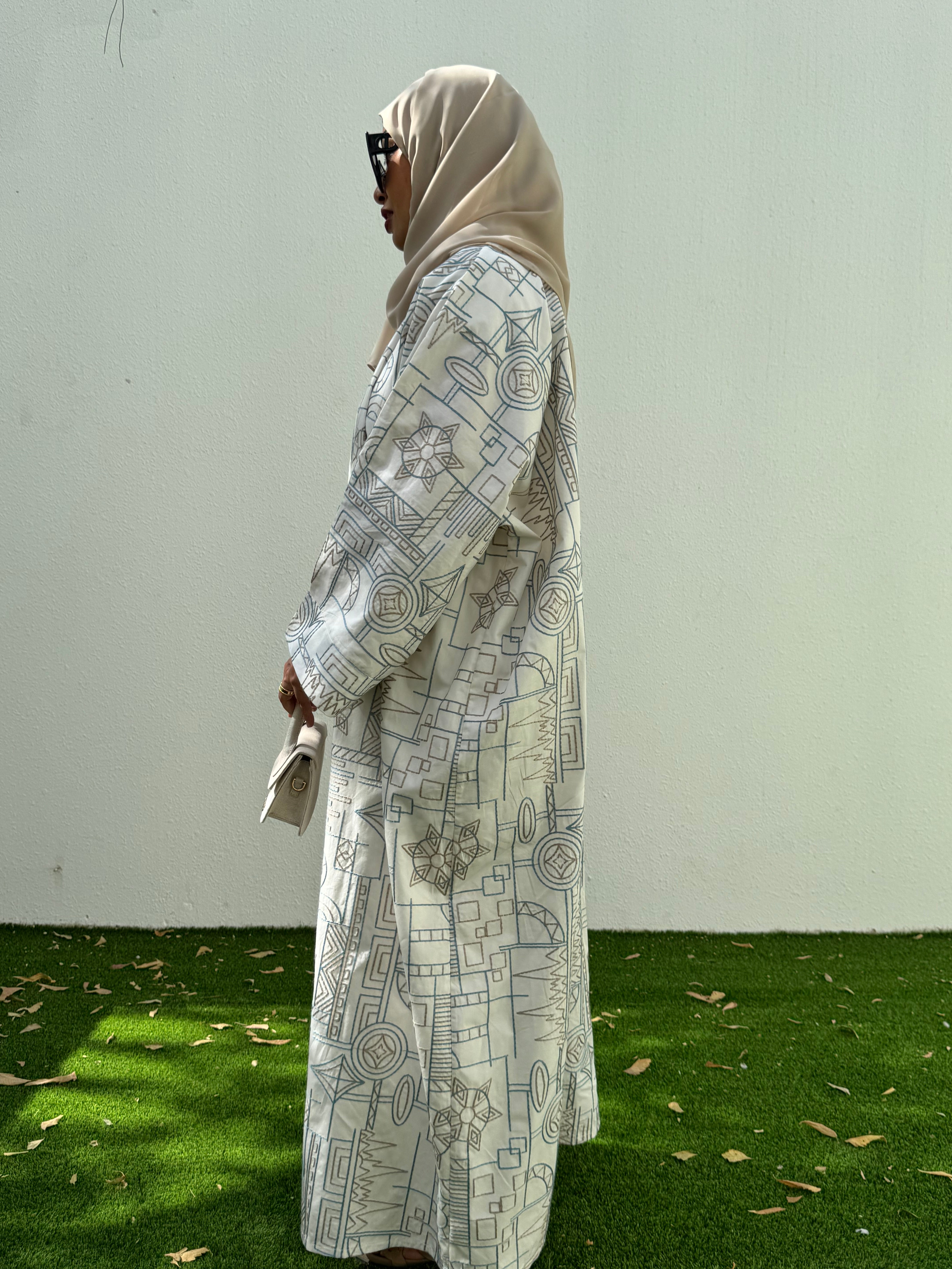 Customized Riyadh Abaya - Ivory