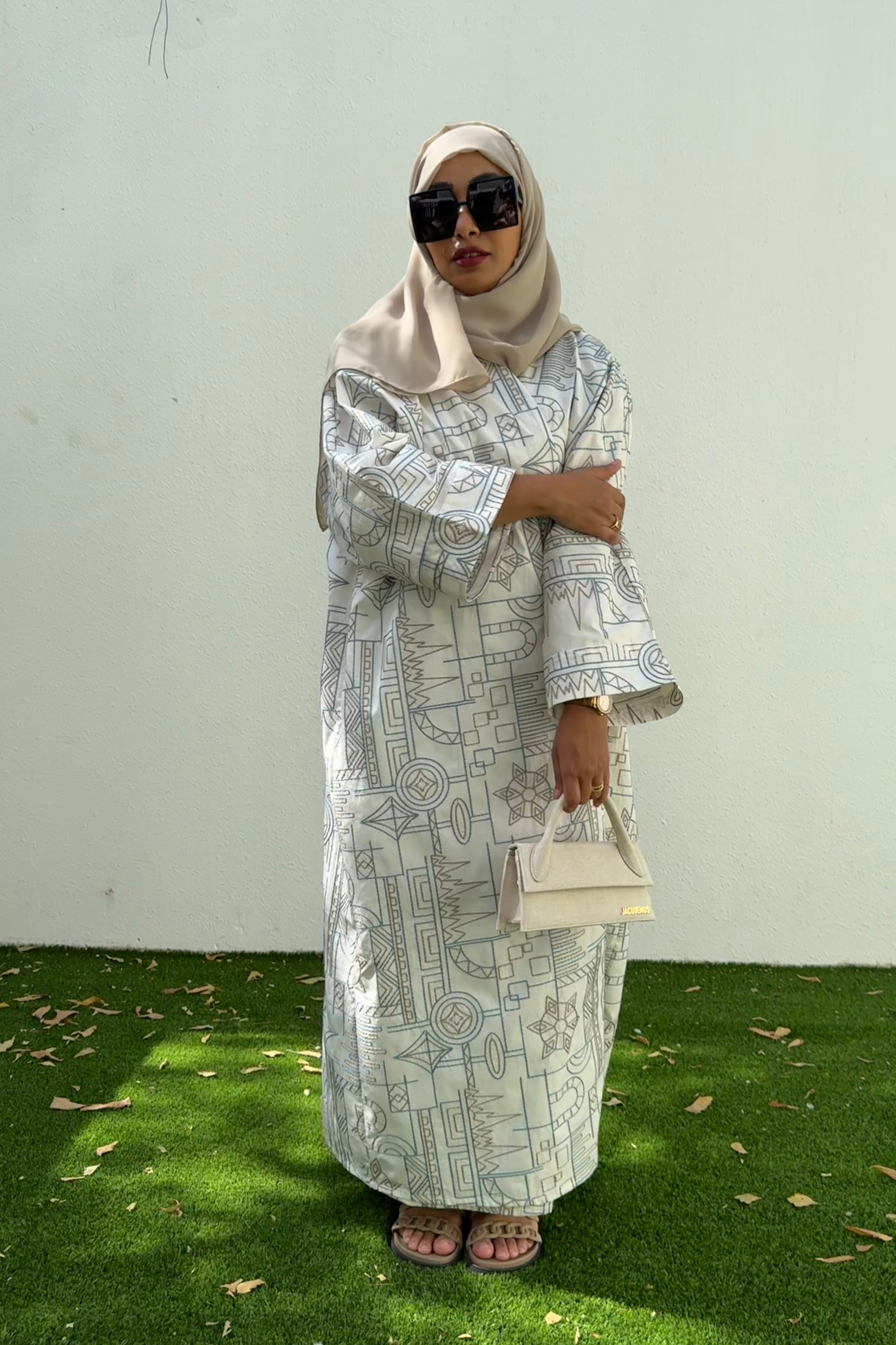 Customized Riyadh Abaya - Ivory