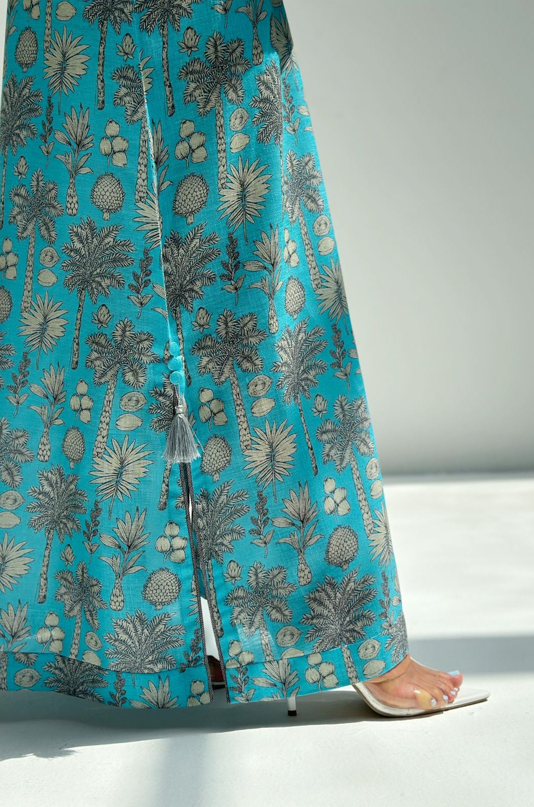 L76 Bluepalm Jalabiya