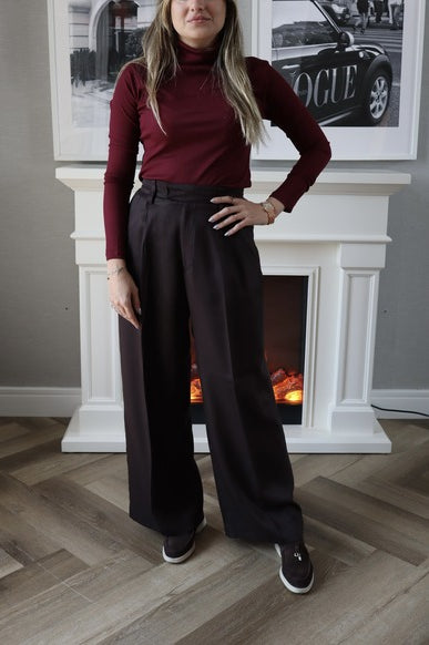 Long Sleeves Basic Top - Maroon