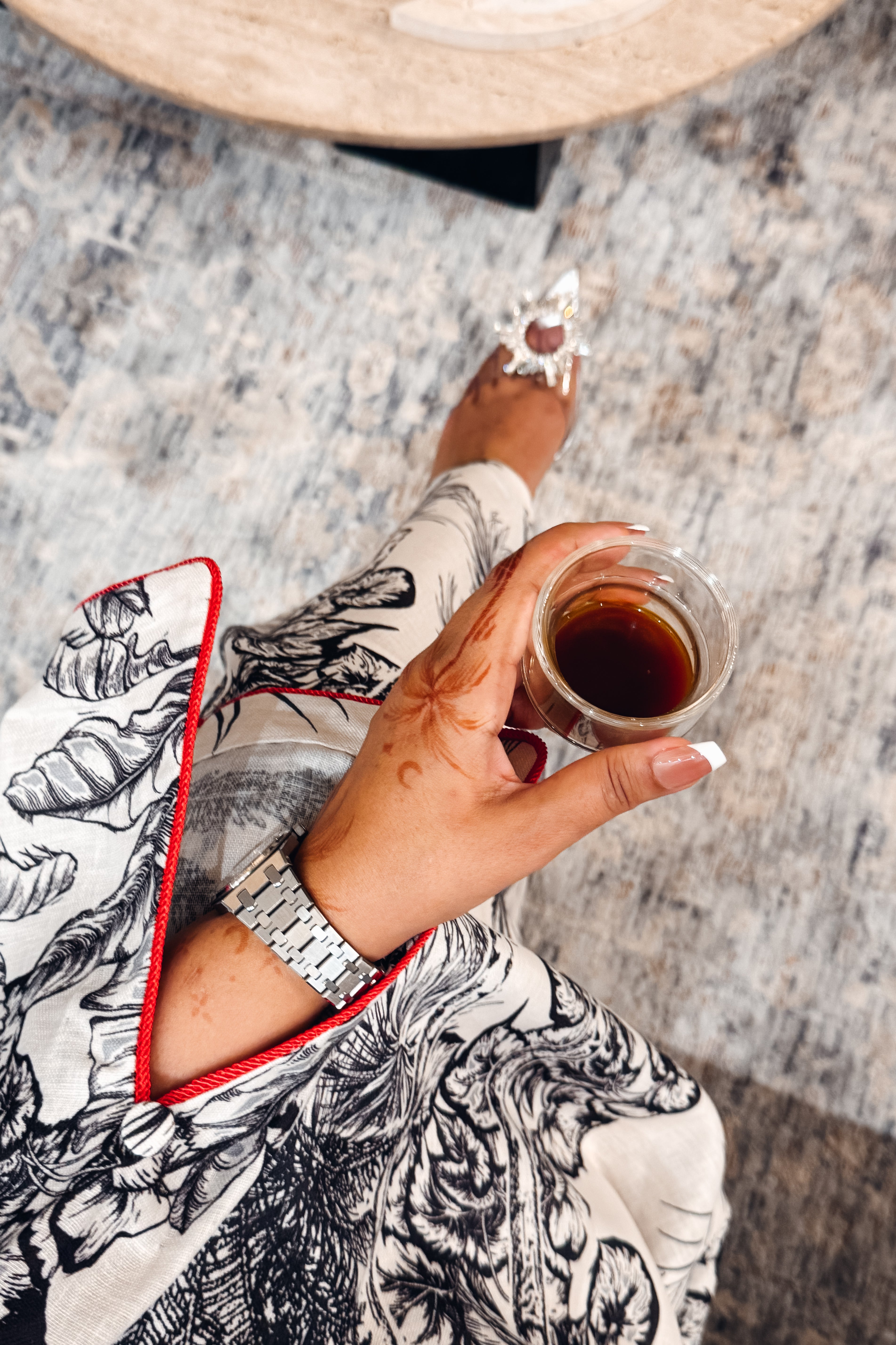 Ready - L31 White Black Jalabiya