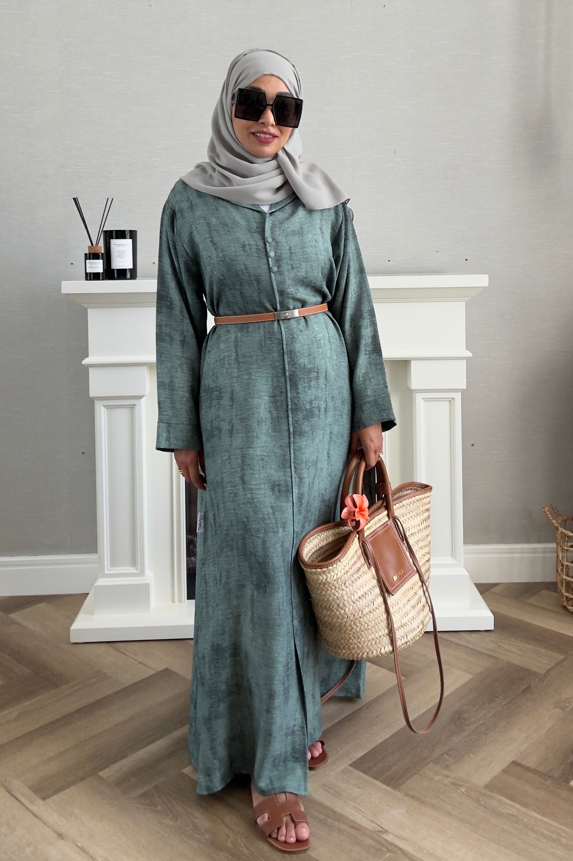 Laila Dress With Belt - Green
