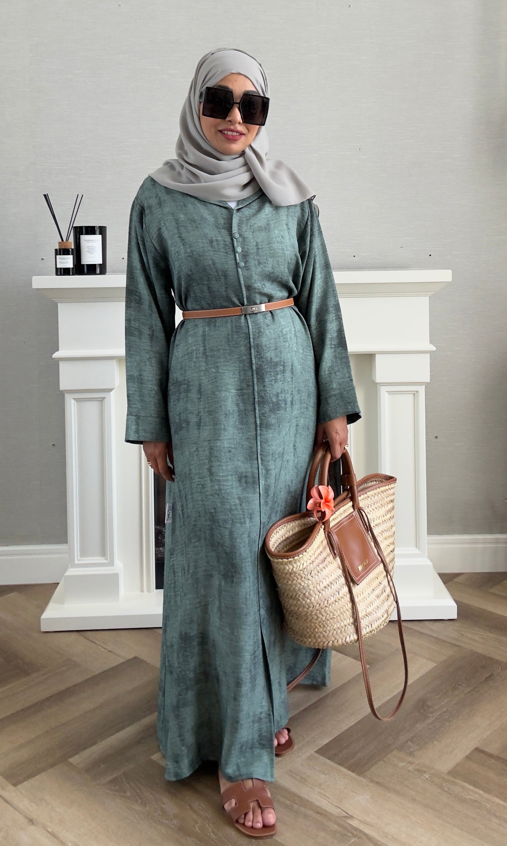 Laila Dress With Belt - Green