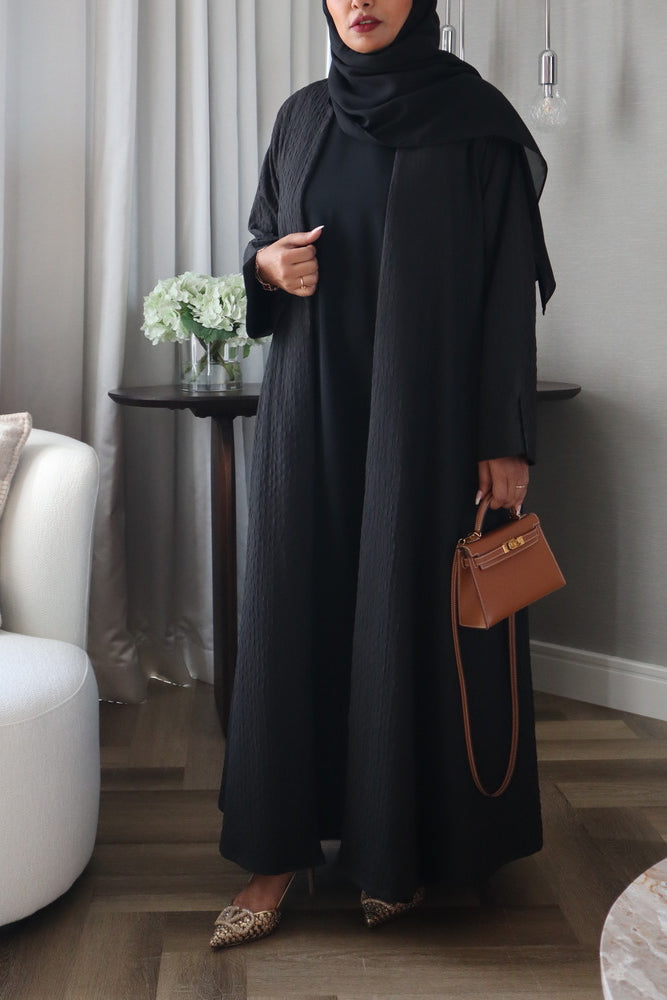 Waves Abaya With Scarf - Black