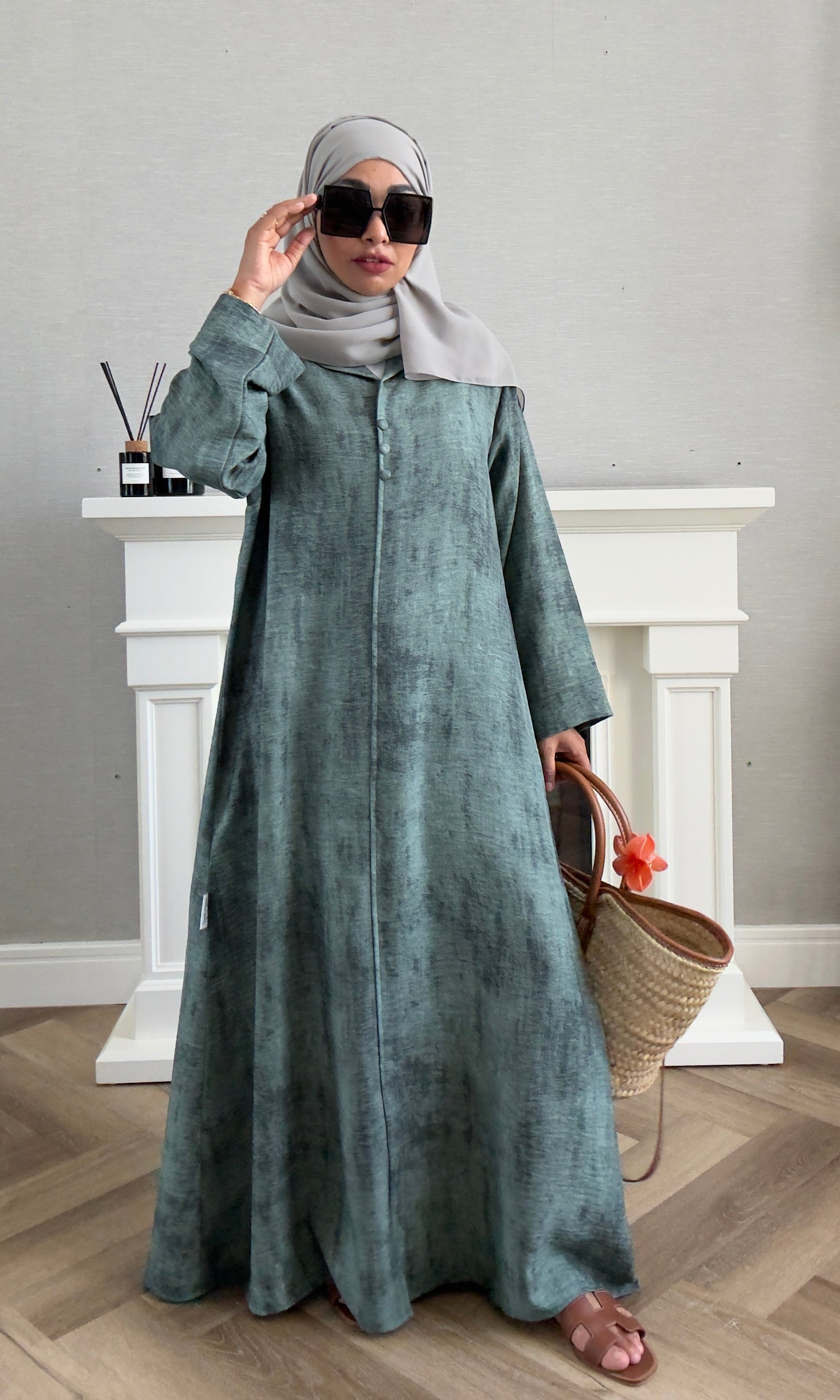 Laila Dress With Belt - Green