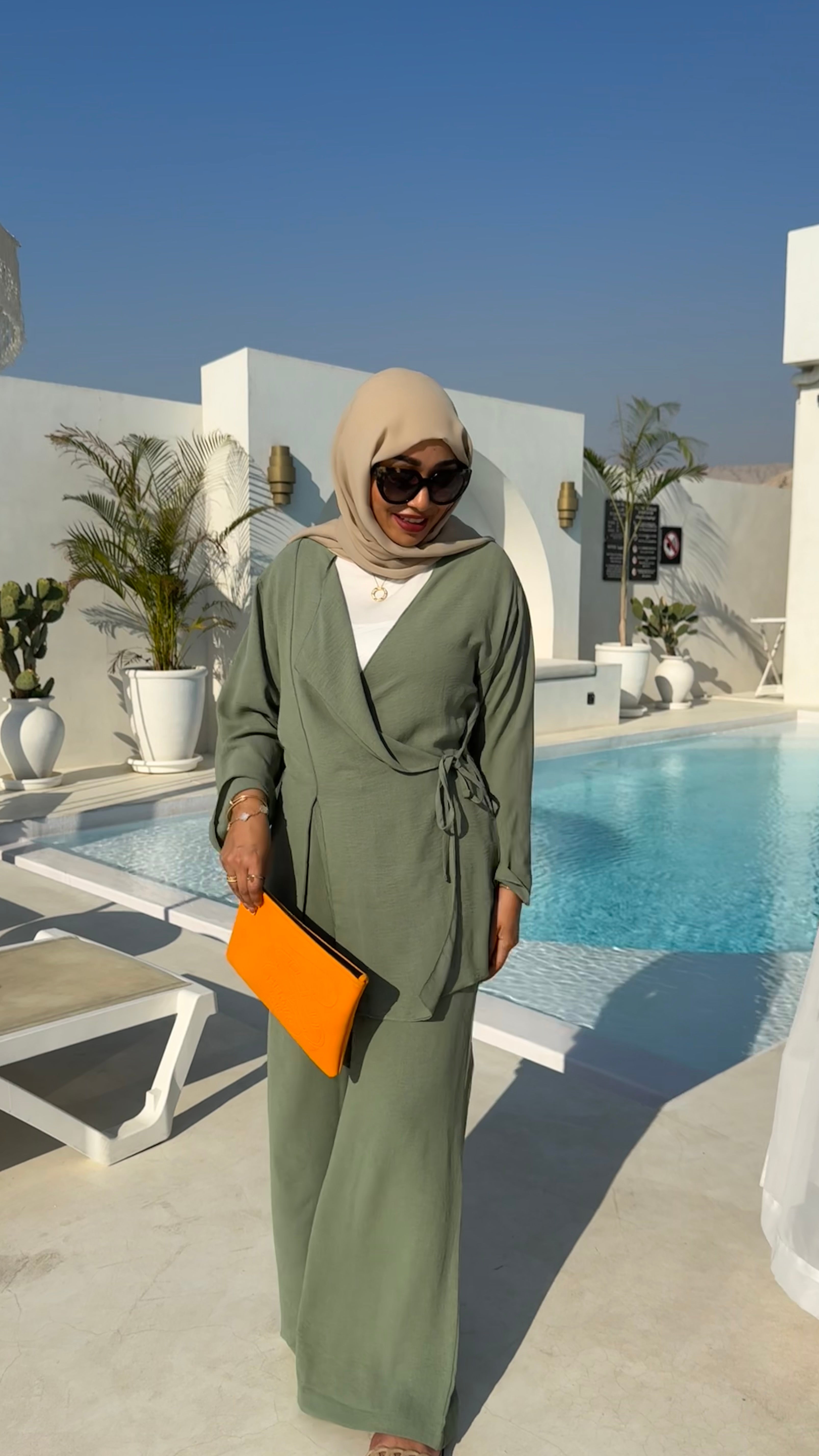 Saadiyat Suit
