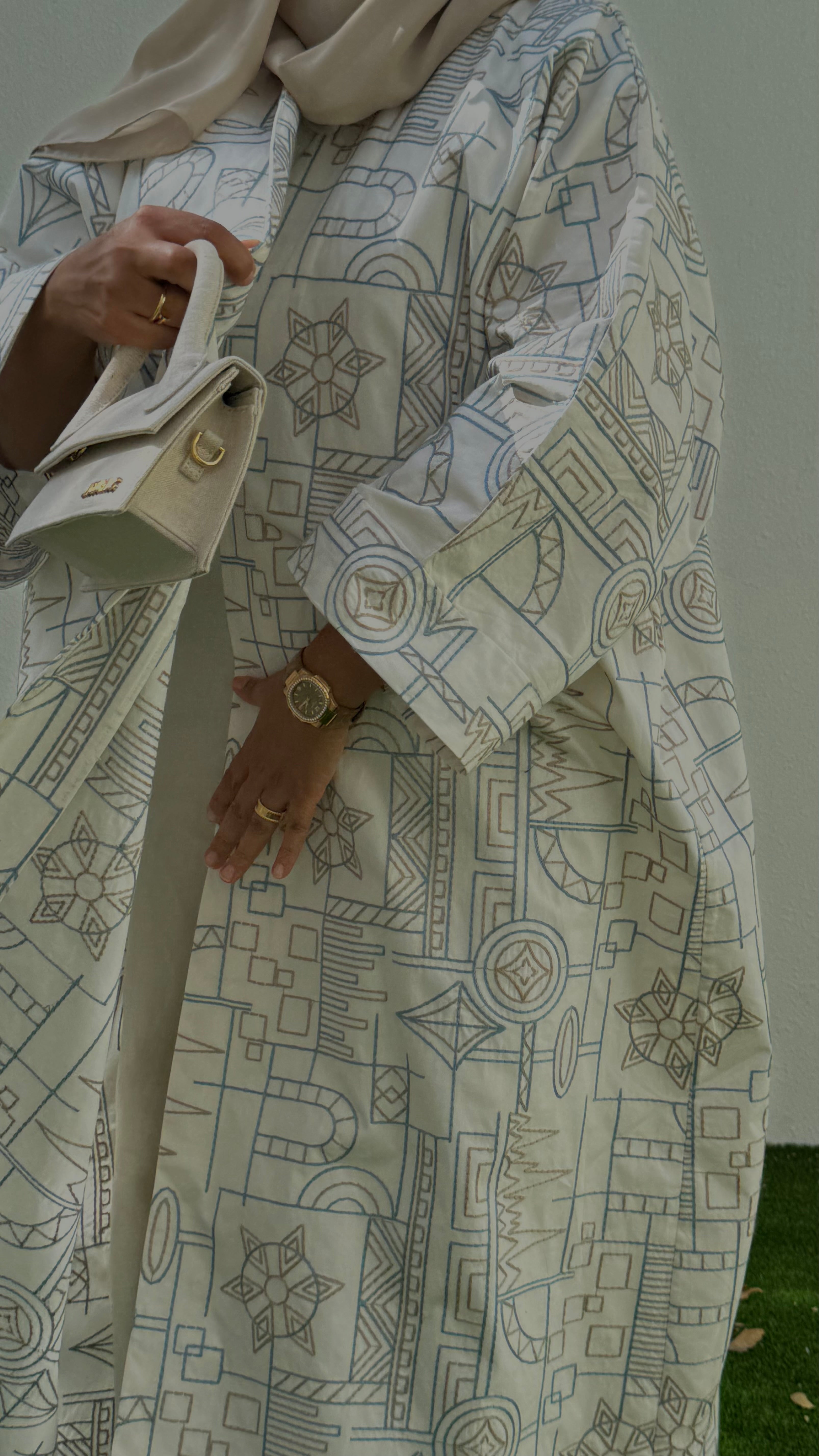 Customized Riyadh Abaya - Ivory