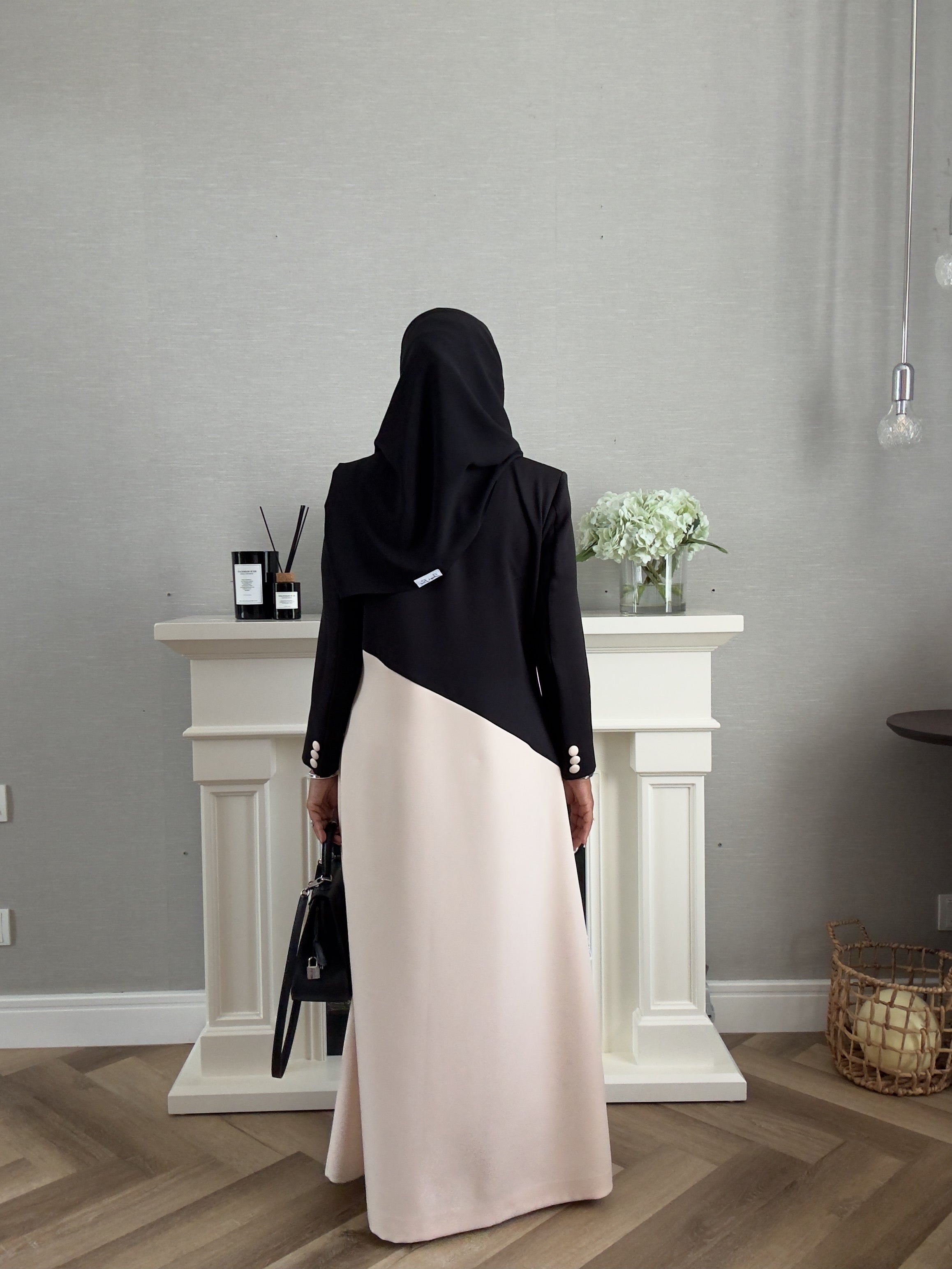 Blazer #2 Abaya - Black/Ivory