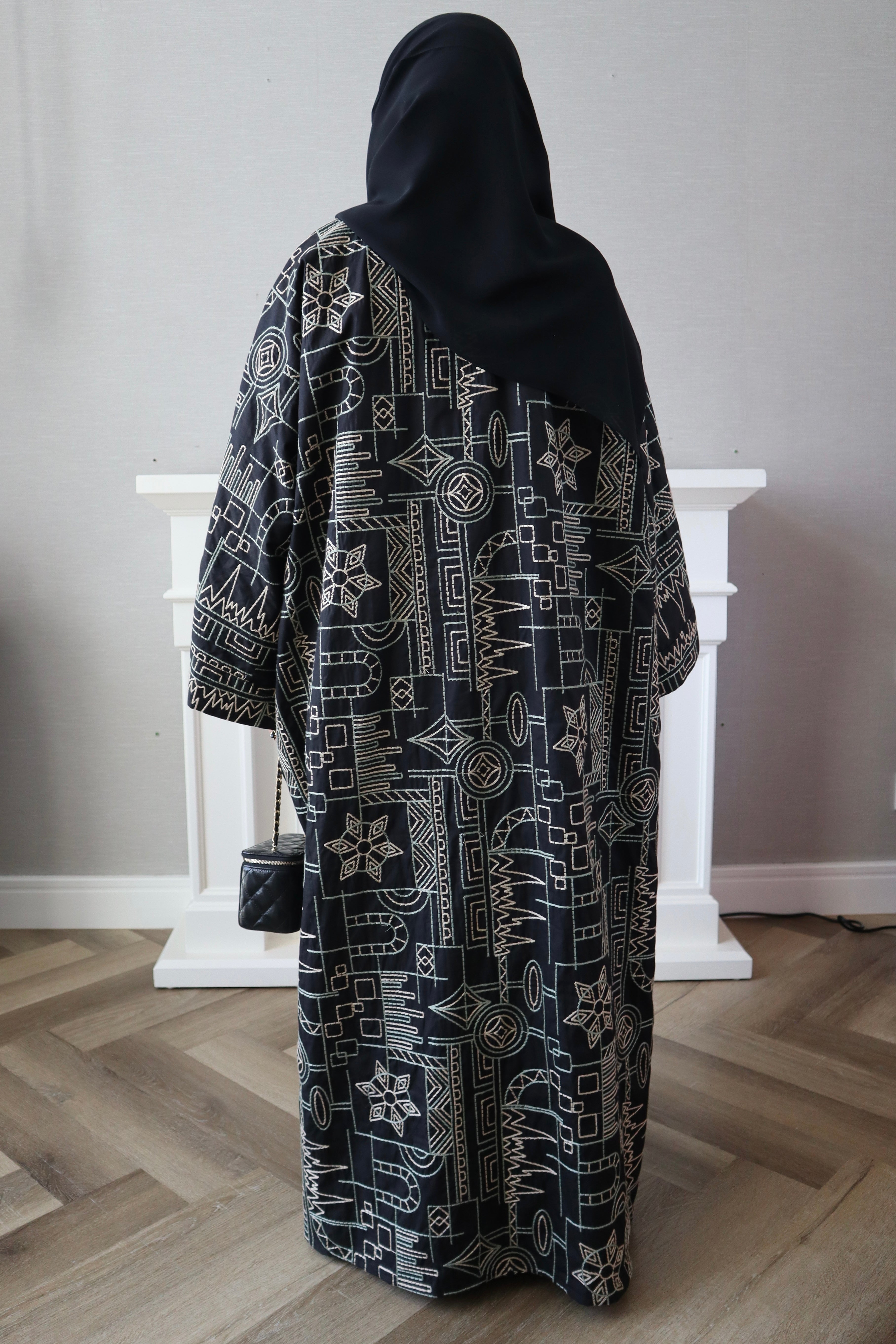 Customized Riyadh Abaya - Black