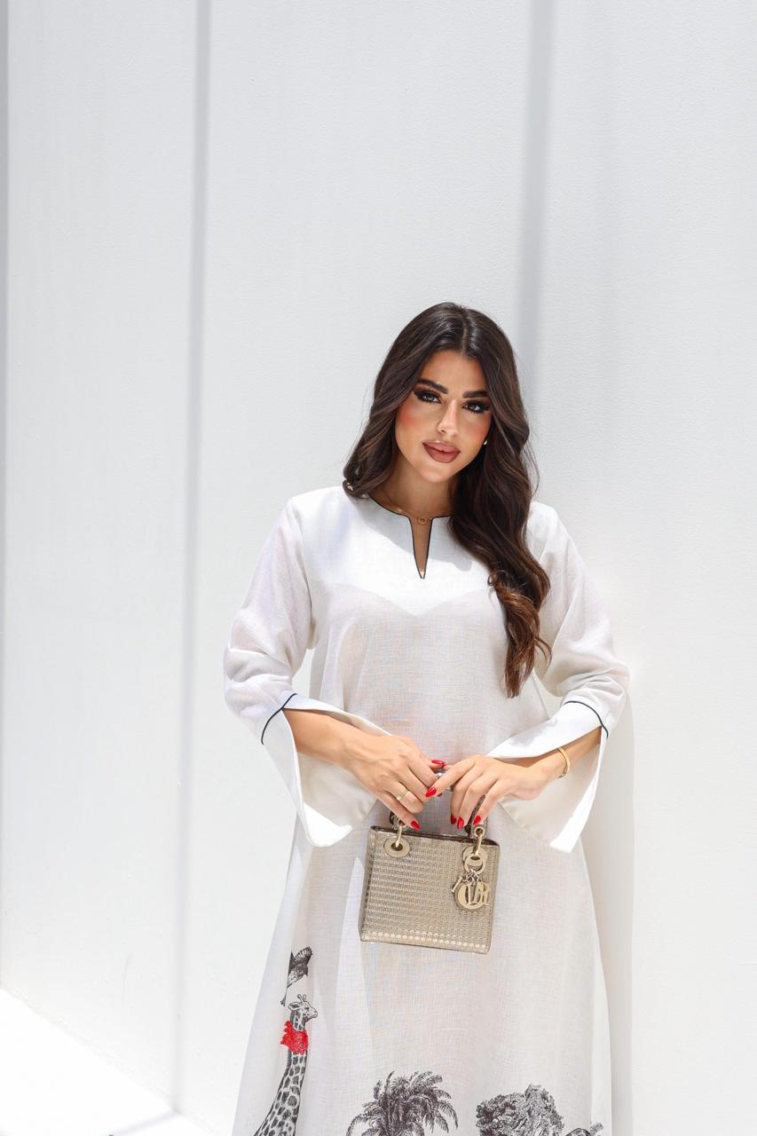 L32 Giraffe Jalabiya