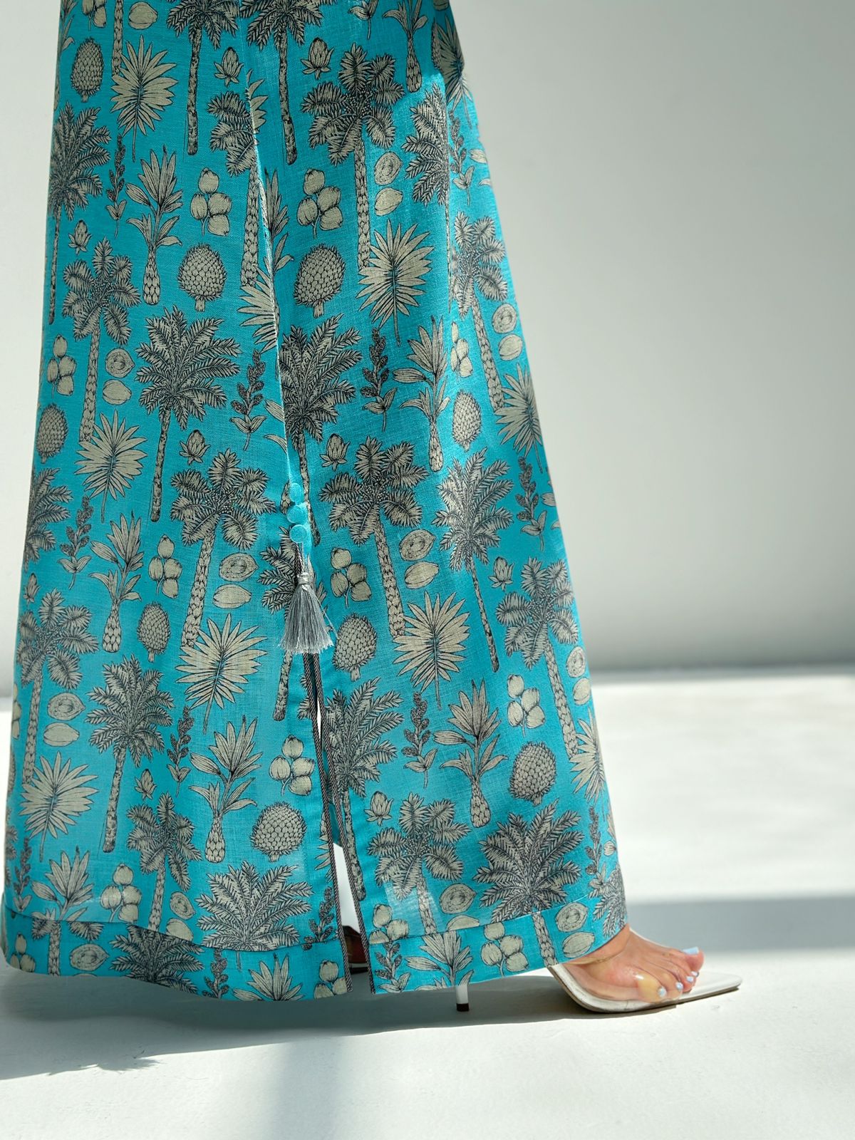 L76 Bluepalm Jalabiya