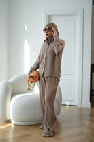 Wide Legs Pleats Pants - Brown