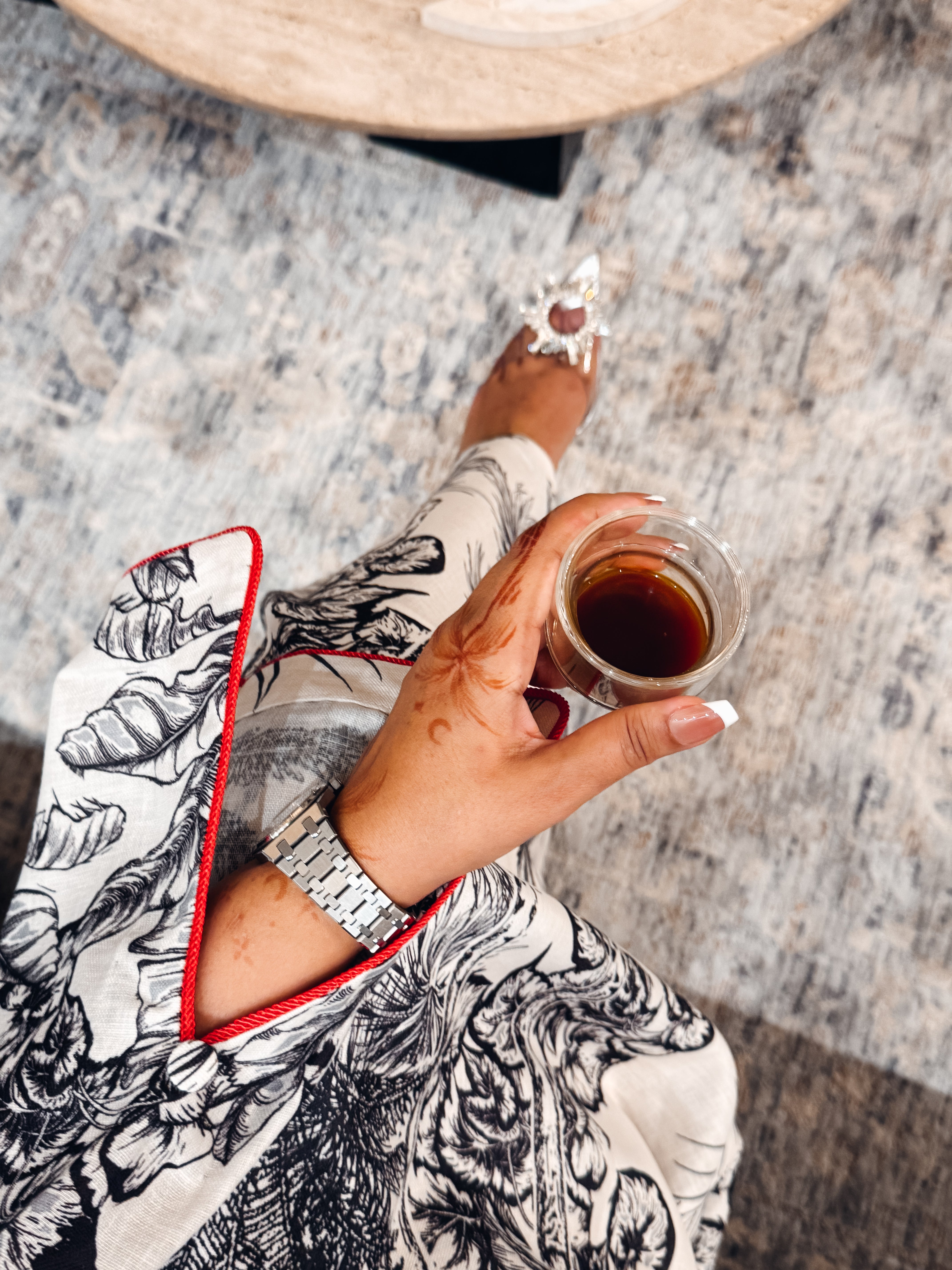 Ready - L31 White Black Jalabiya