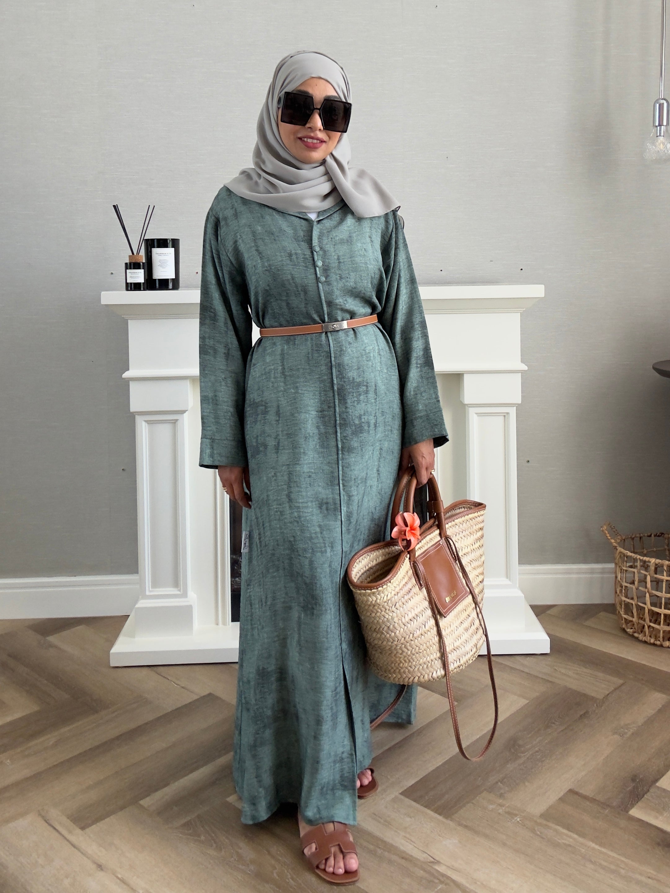 Laila Dress With Belt - Green