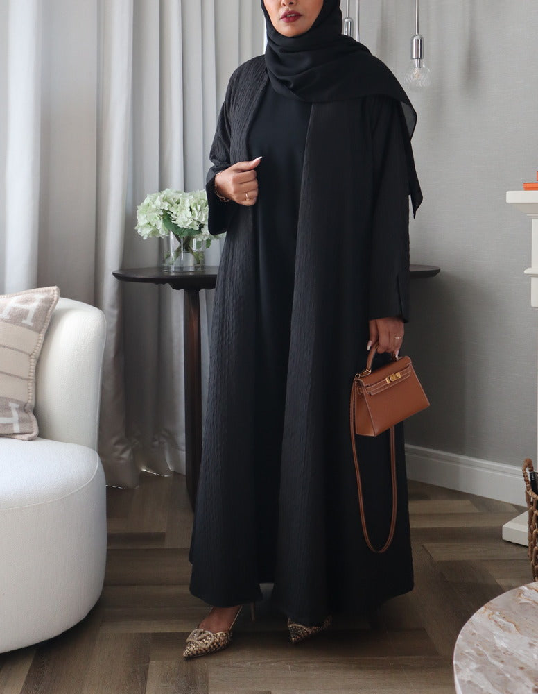 Waves Abaya With Scarf - Black