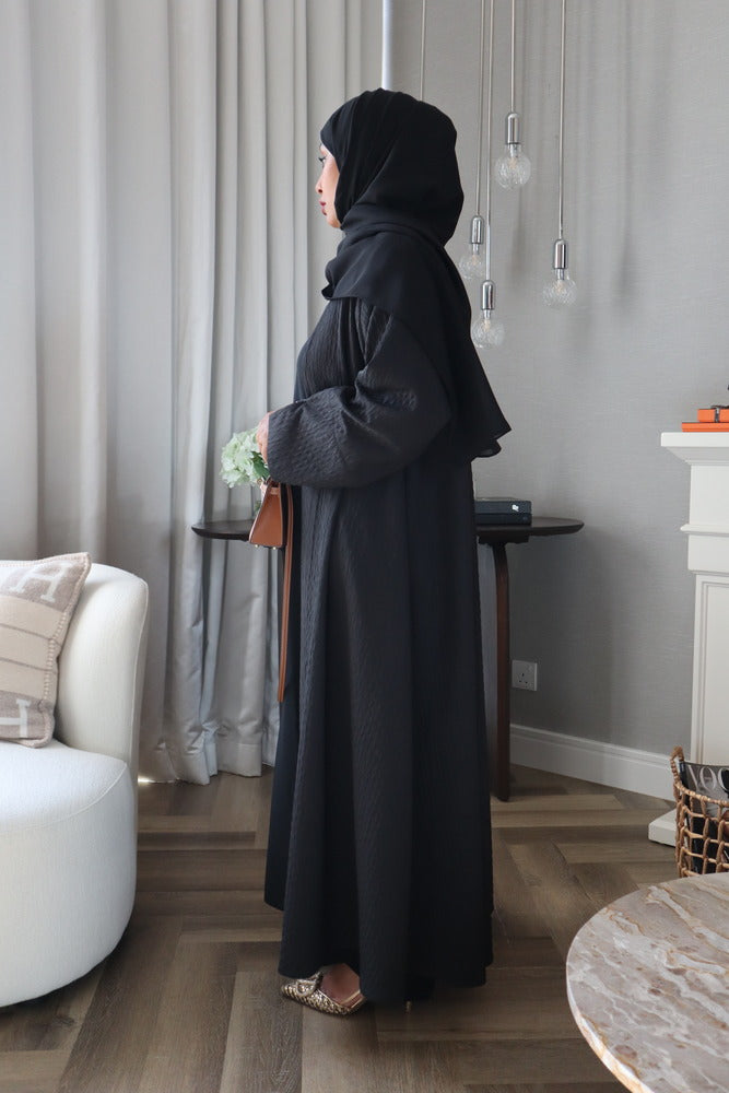 Waves Abaya With Scarf - Black